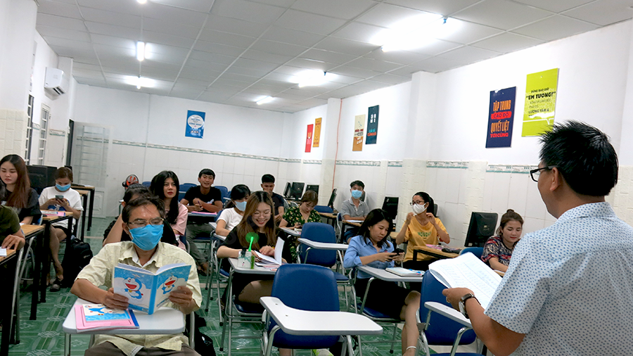 Hình ảnh lớp học kế toán tổng hợp thực hành tại Lâm Minh Long Bình Dương 2